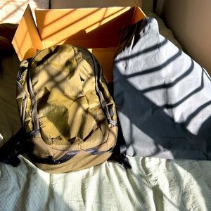 Able Carry Max backpack